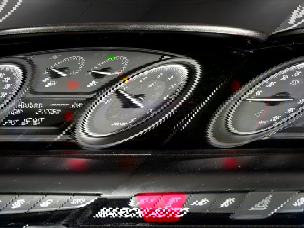 Lancia Ypsilon usata a Perugia (14)