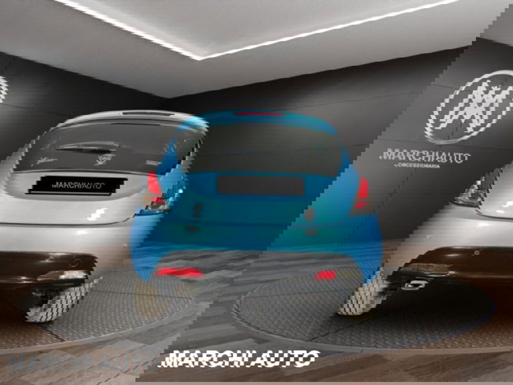 Lancia Ypsilon usata a Perugia (6)