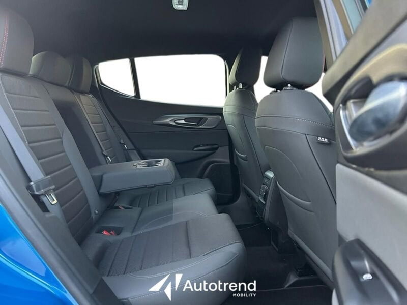 Alfa Romeo Tonale usata a Lecce (18)