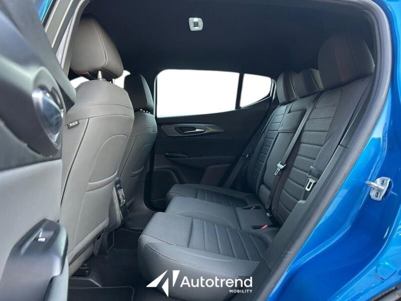 Alfa Romeo Tonale usata a Lecce (19)