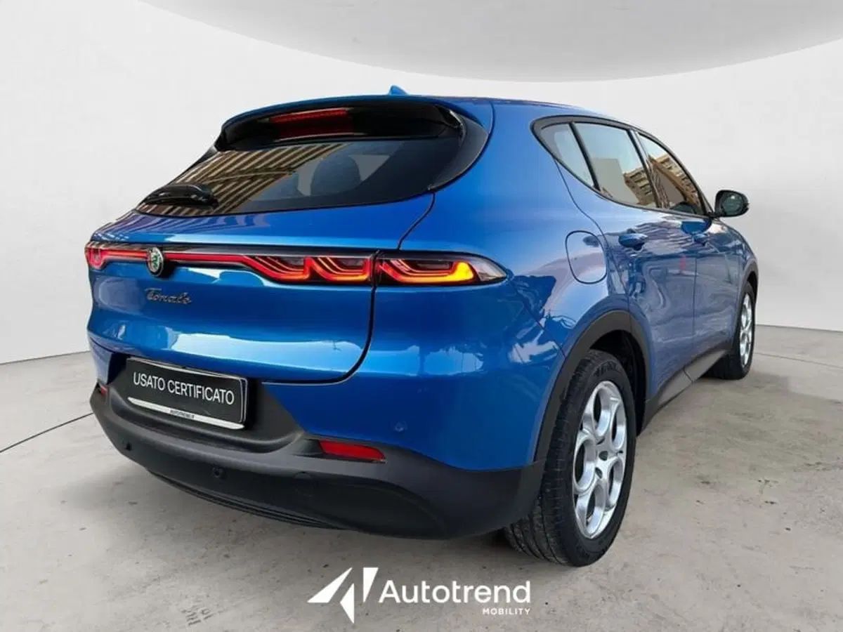 Alfa Romeo Tonale usata a Lecce (2)