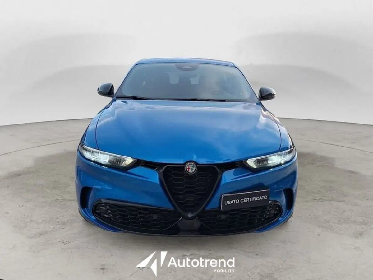 Alfa Romeo Tonale usata a Lecce (3)