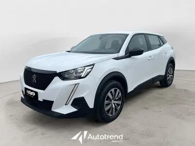 Peugeot 2008 BlueHDi 110 S&amp;S Active del 2022 usata a Lecce