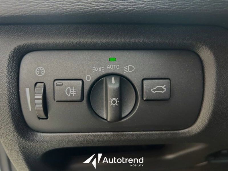 Volvo V40 usata a Lecce (15)