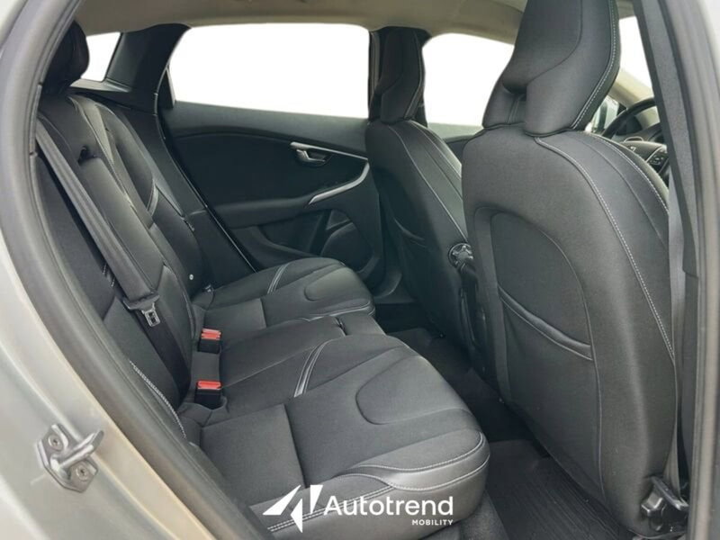 Volvo V40 usata a Lecce (16)