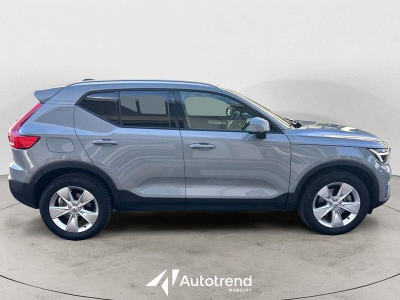 Volvo XC40 usata a Lecce (5)