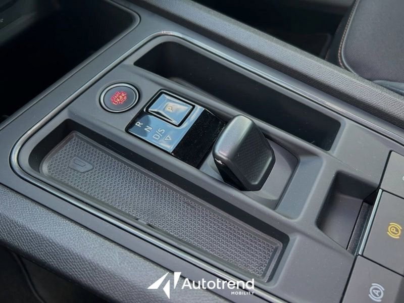 Cupra Formentor usata a Lecce (13)