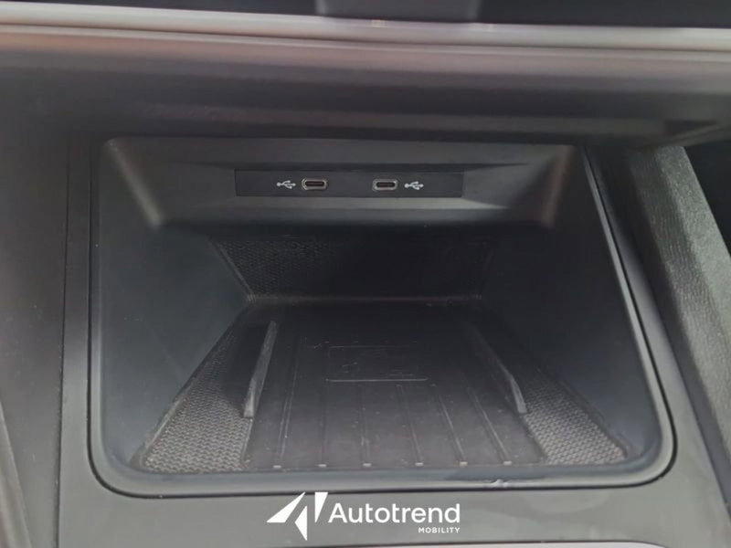 SEAT Leon usata a Lecce (14)