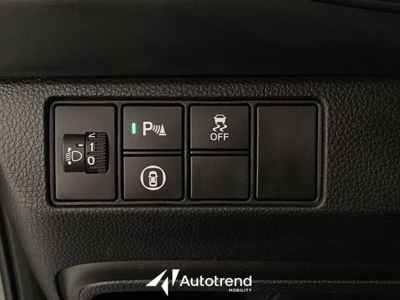 Honda HR-V usata a Lecce (17)