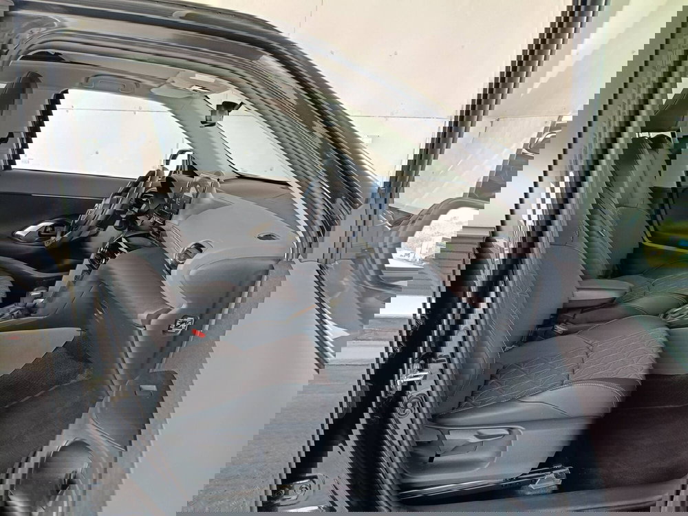 Toyota Yaris Cross usata a Ascoli Piceno (11)