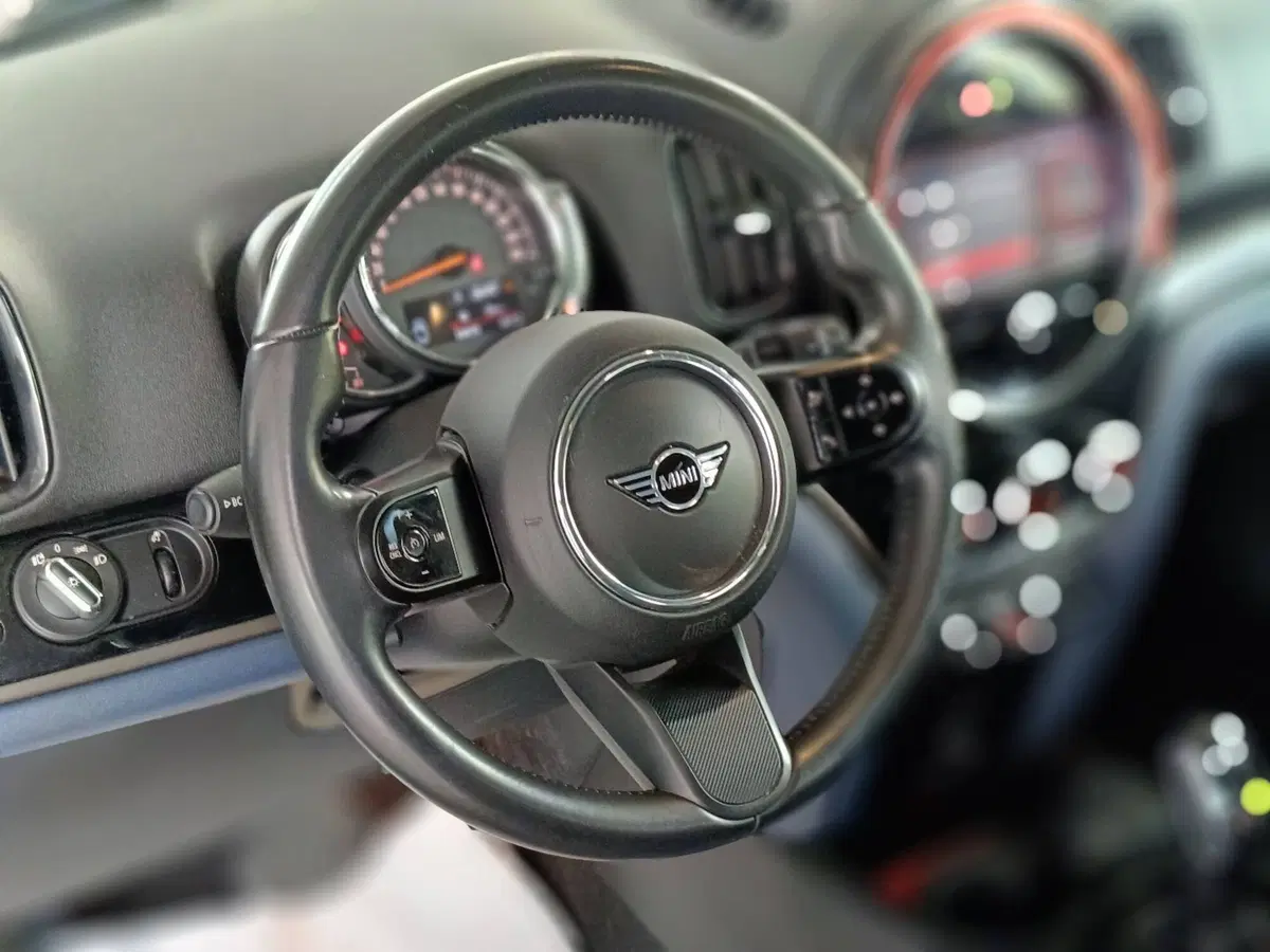 MINI Mini Countryman usata a Ascoli Piceno (17)