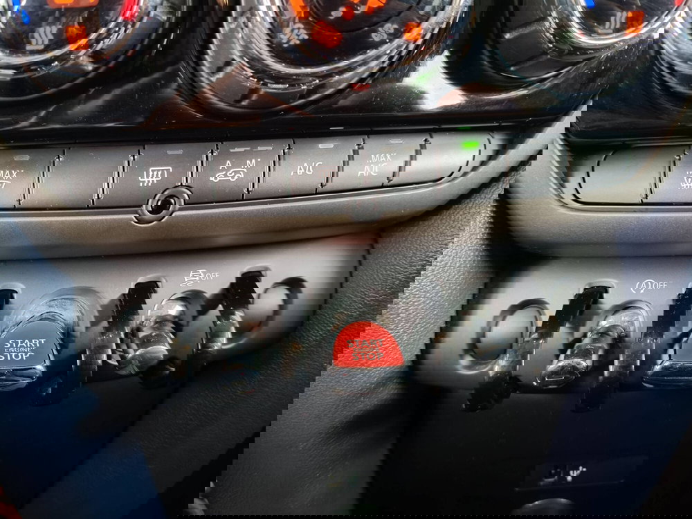 MINI Mini Countryman usata a Ascoli Piceno (18)