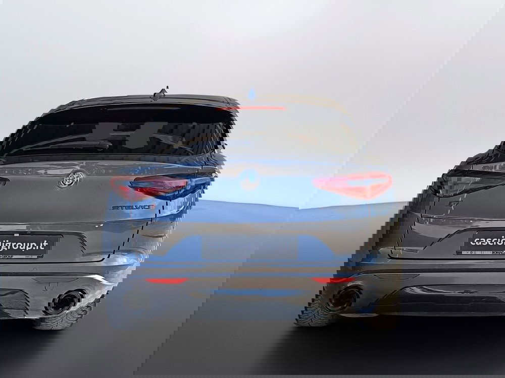 Alfa Romeo Stelvio usata a Ascoli Piceno (5)