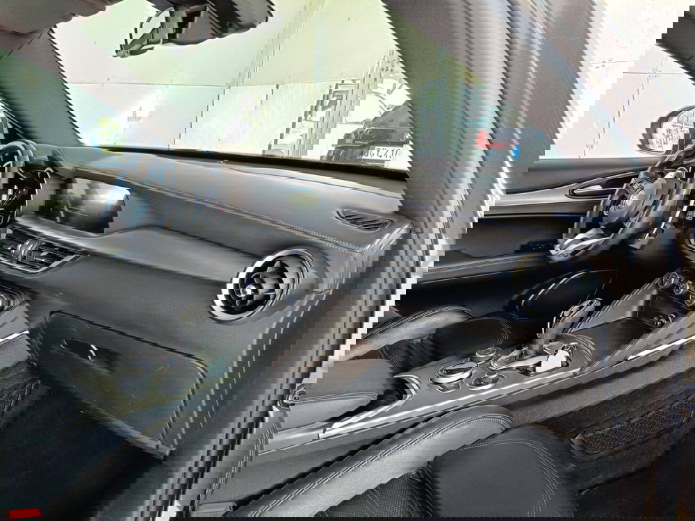 Alfa Romeo Stelvio usata a Ascoli Piceno (10)