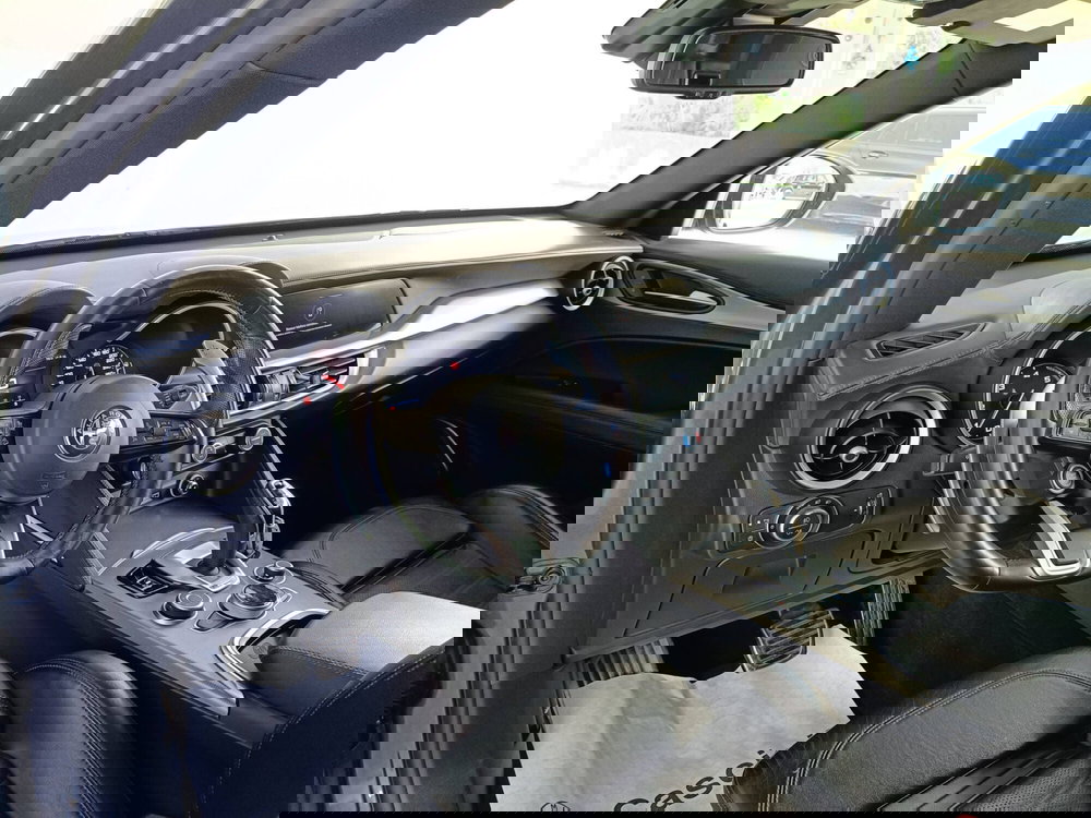 Alfa Romeo Stelvio usata a Ascoli Piceno (7)