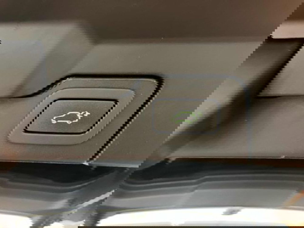 Land Rover Range Rover Evoque usata a Lucca (6)