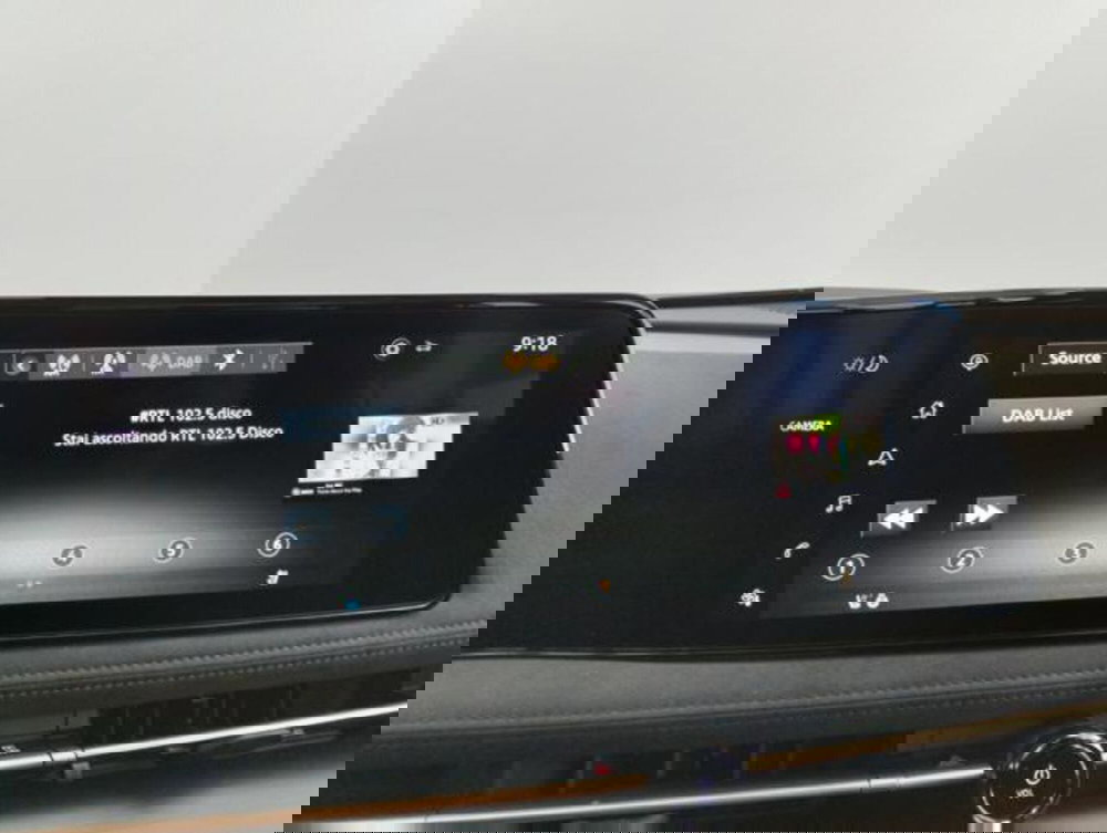 Nissan Ariya usata a Como (15)