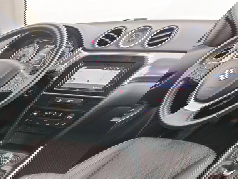 Suzuki Vitara usata a Como (11)