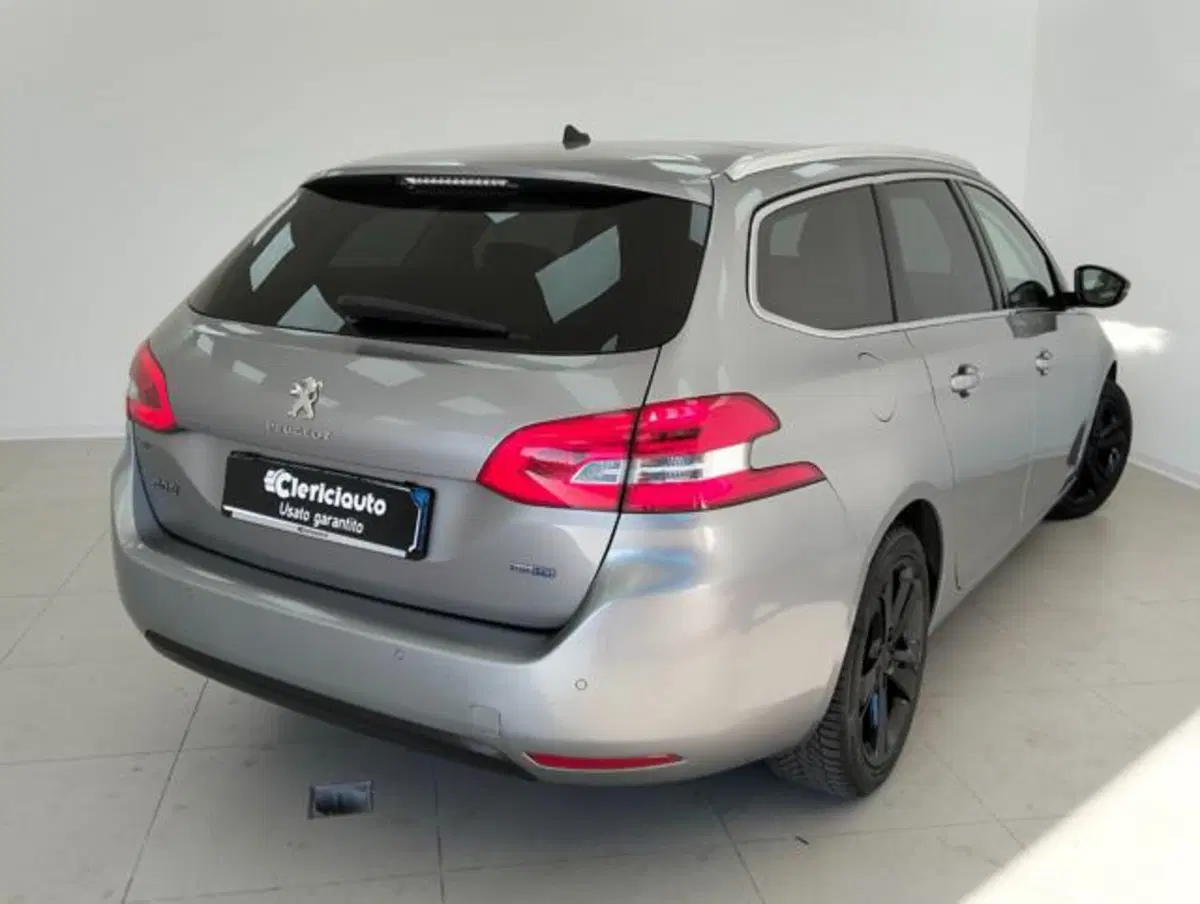 Peugeot 308 SW usata a Como (2)