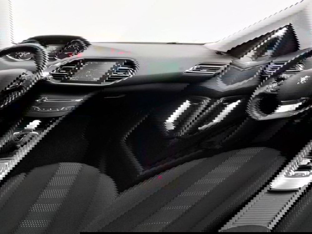 Peugeot 308 SW usata a Como (4)