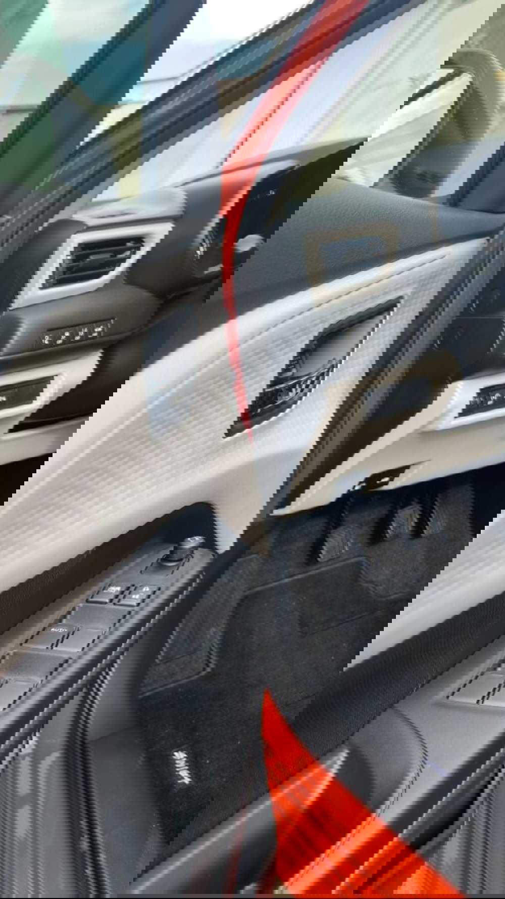 Suzuki Swift nuova a Novara (10)