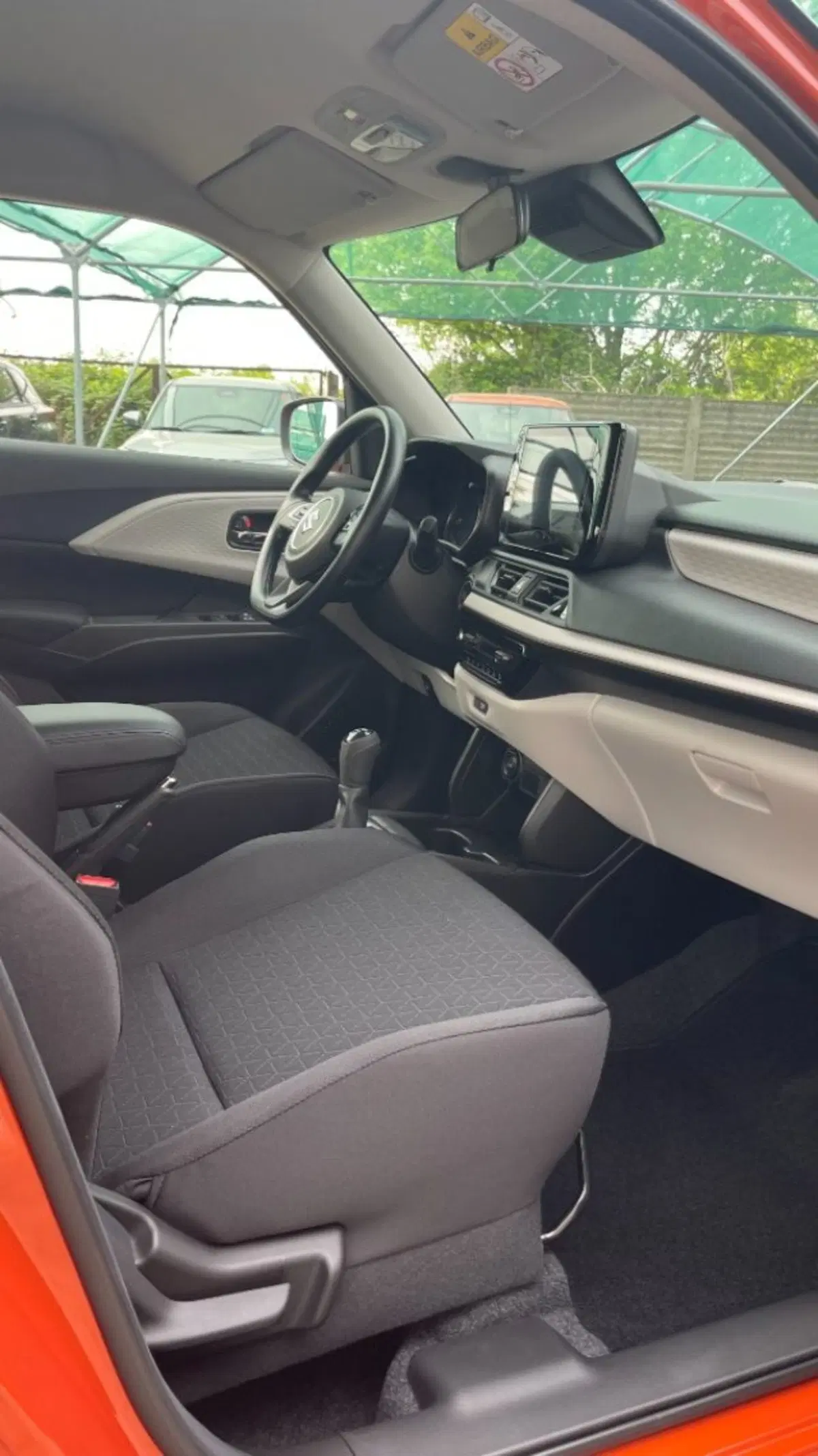 Suzuki Swift nuova a Novara (12)