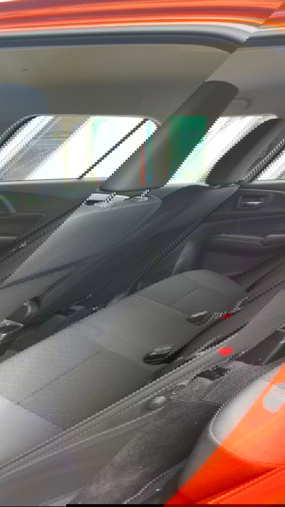 Suzuki Swift nuova a Novara (14)