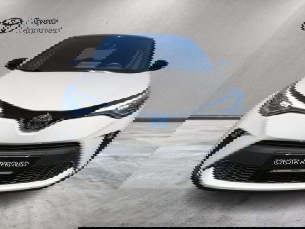 Toyota Toyota C-HR usata a Roma (13)