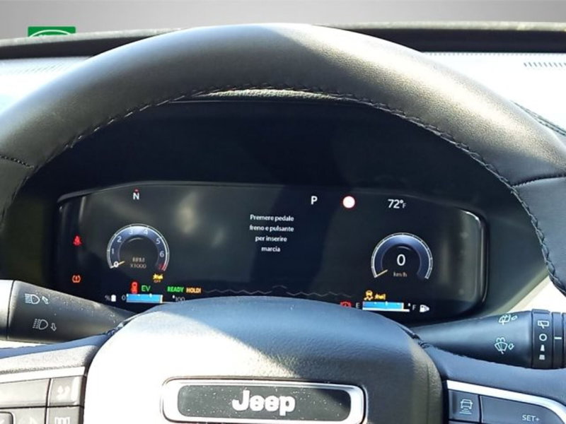 Jeep Compass nuova a Frosinone (19)
