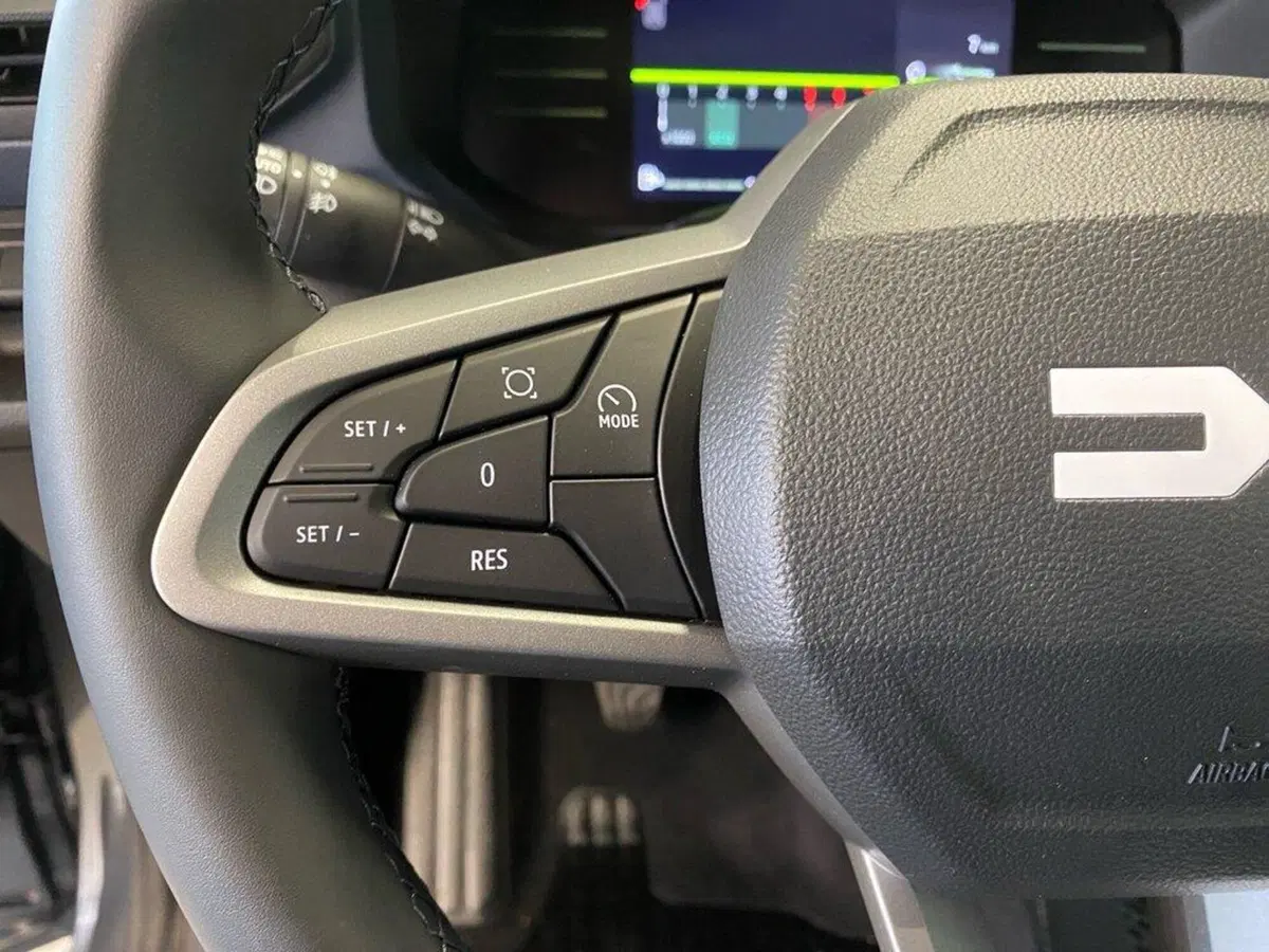 Dacia Bigster nuova a Torino (13)