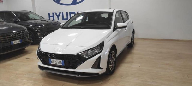 Hyundai i20 nuova a Bari (3)