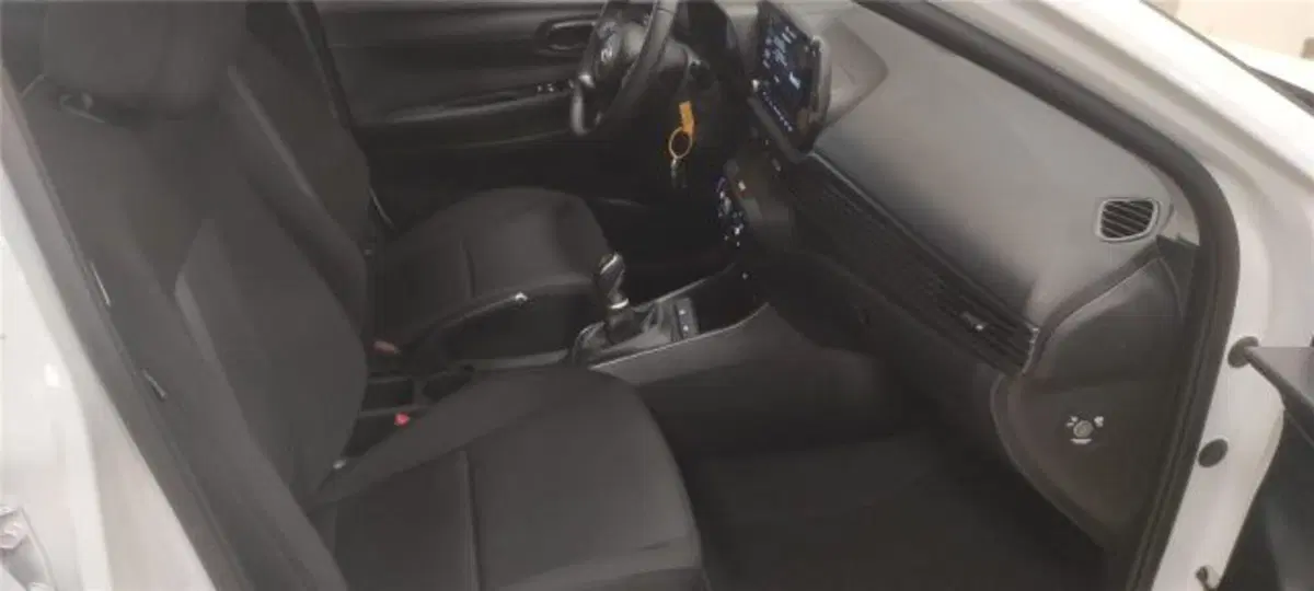 Hyundai i20 nuova a Bari (7)