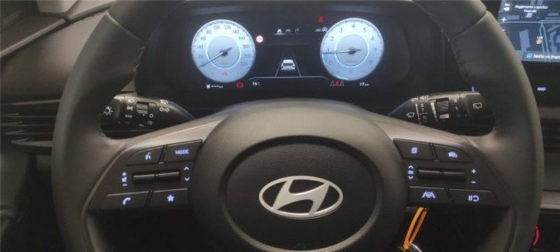 Hyundai i20 nuova a Bari (9)