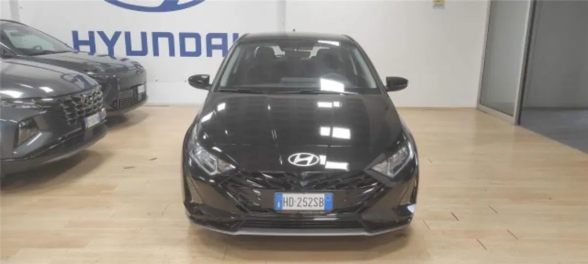 Hyundai i20 nuova a Bari (3)