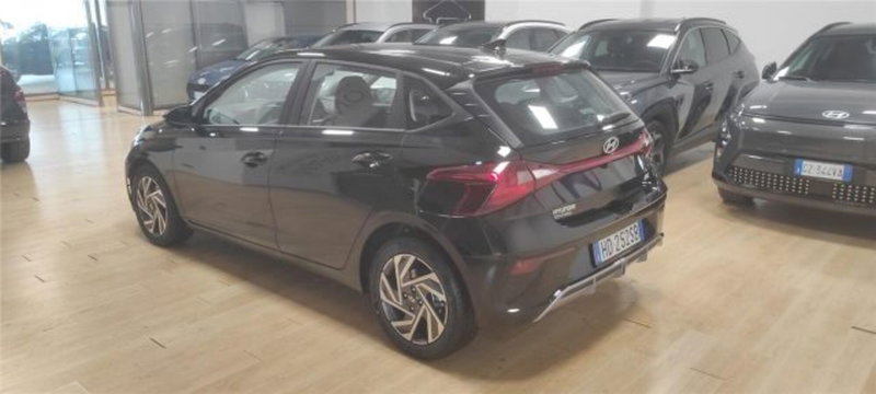 Hyundai i20 nuova a Bari (5)