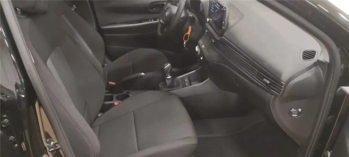 Hyundai i20 nuova a Bari (7)