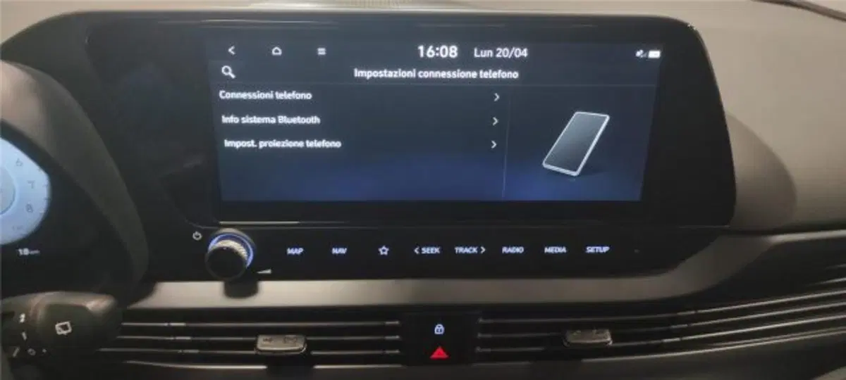 Hyundai i20 nuova a Bari (18)