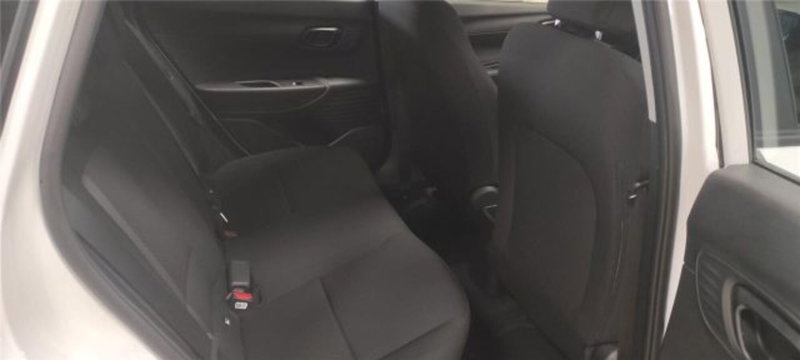 Hyundai i20 nuova a Bari (8)