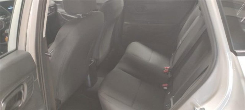 Hyundai i20 nuova a Bari (9)