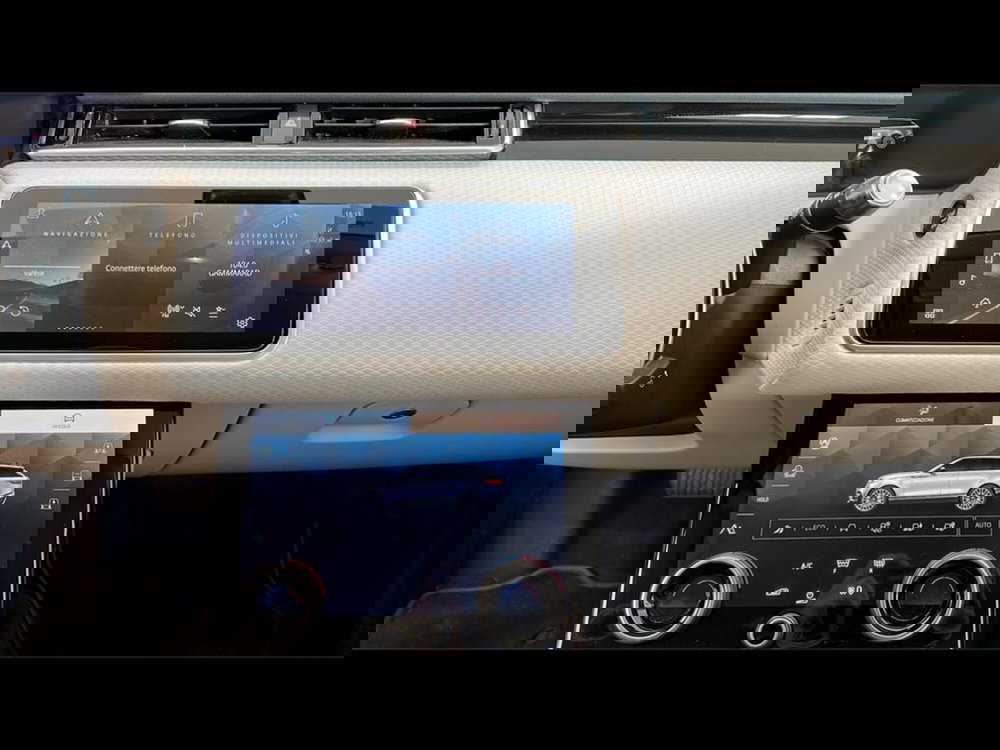 Land Rover Range Rover Velar usata a Varese (12)