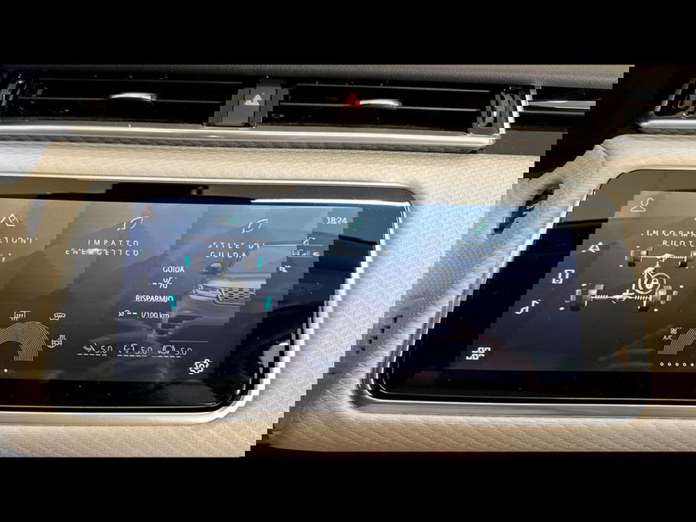 Land Rover Range Rover Velar usata a Varese (14)