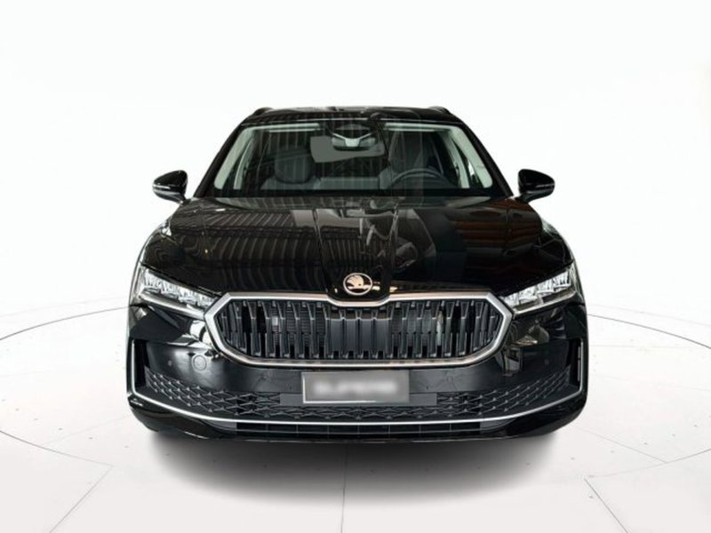 Skoda Superb nuova a Vicenza (2)