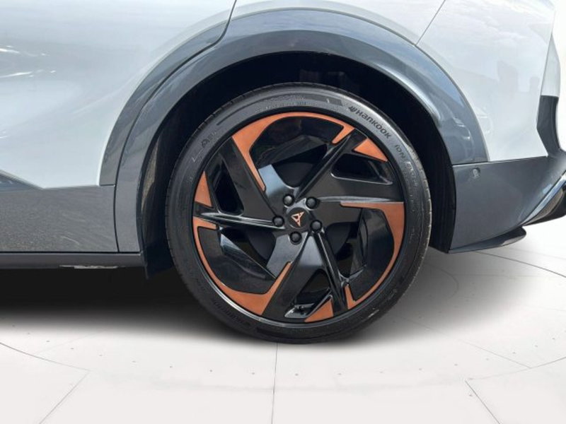 Cupra Tavascan nuova a Vicenza (7)