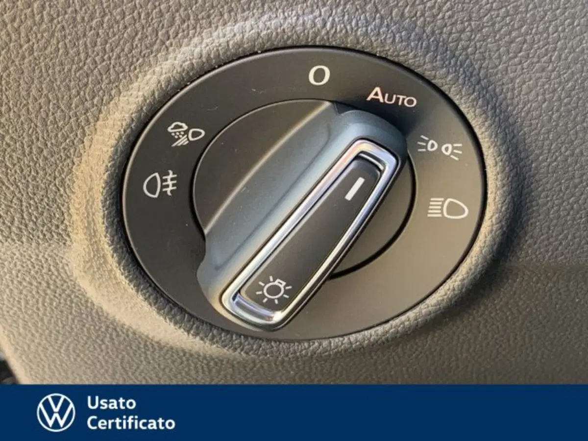Volkswagen T-Roc nuova a Vicenza (19)