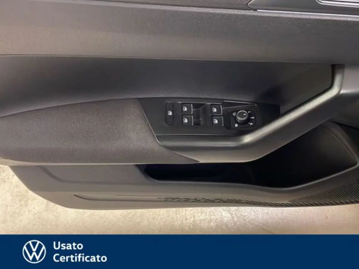 Volkswagen Taigo usata a Vicenza (18)