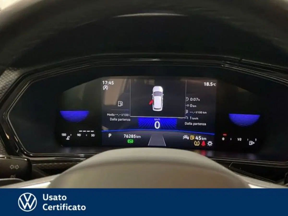 Volkswagen T-Cross usata a Vicenza (10)