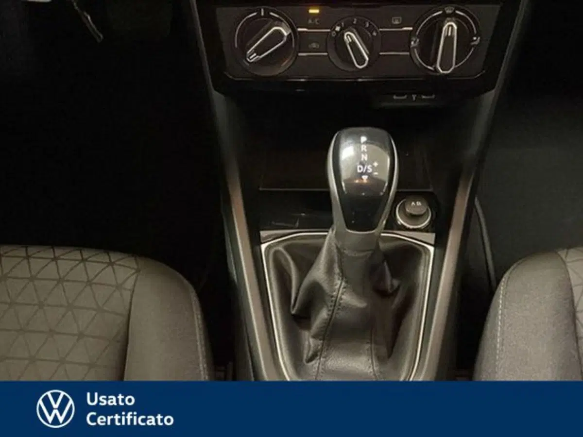 Volkswagen T-Cross usata a Vicenza (13)