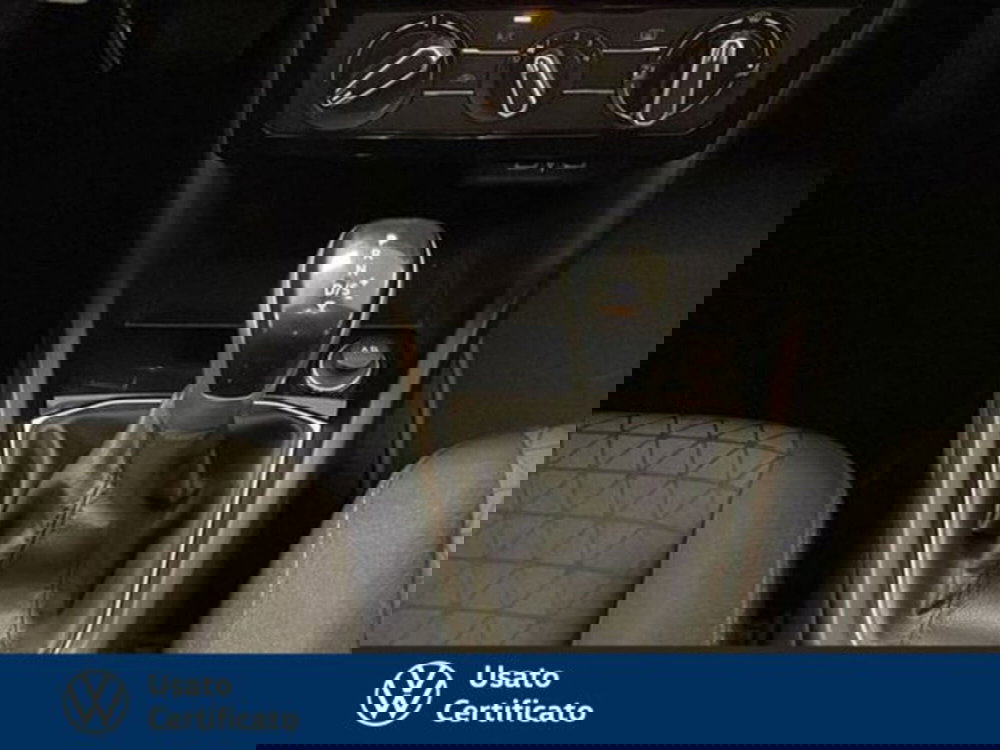 Volkswagen T-Cross usata a Vicenza (13)