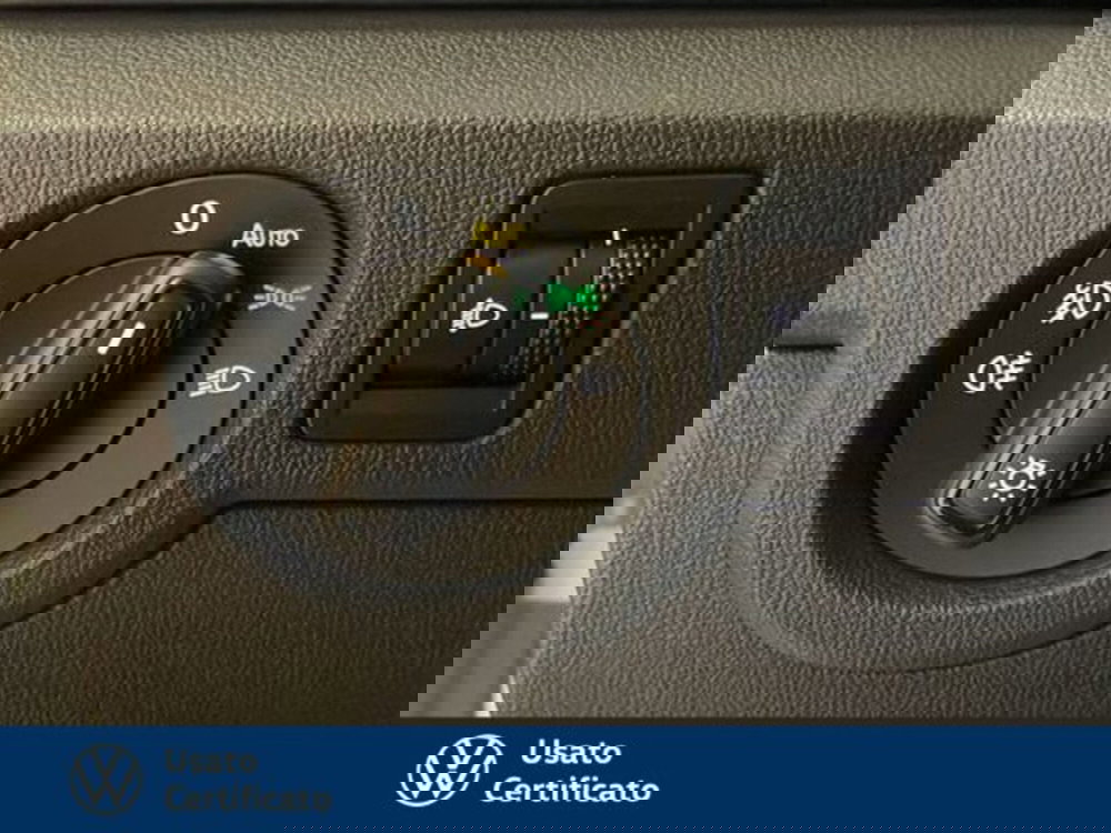 Volkswagen T-Cross usata a Vicenza (14)