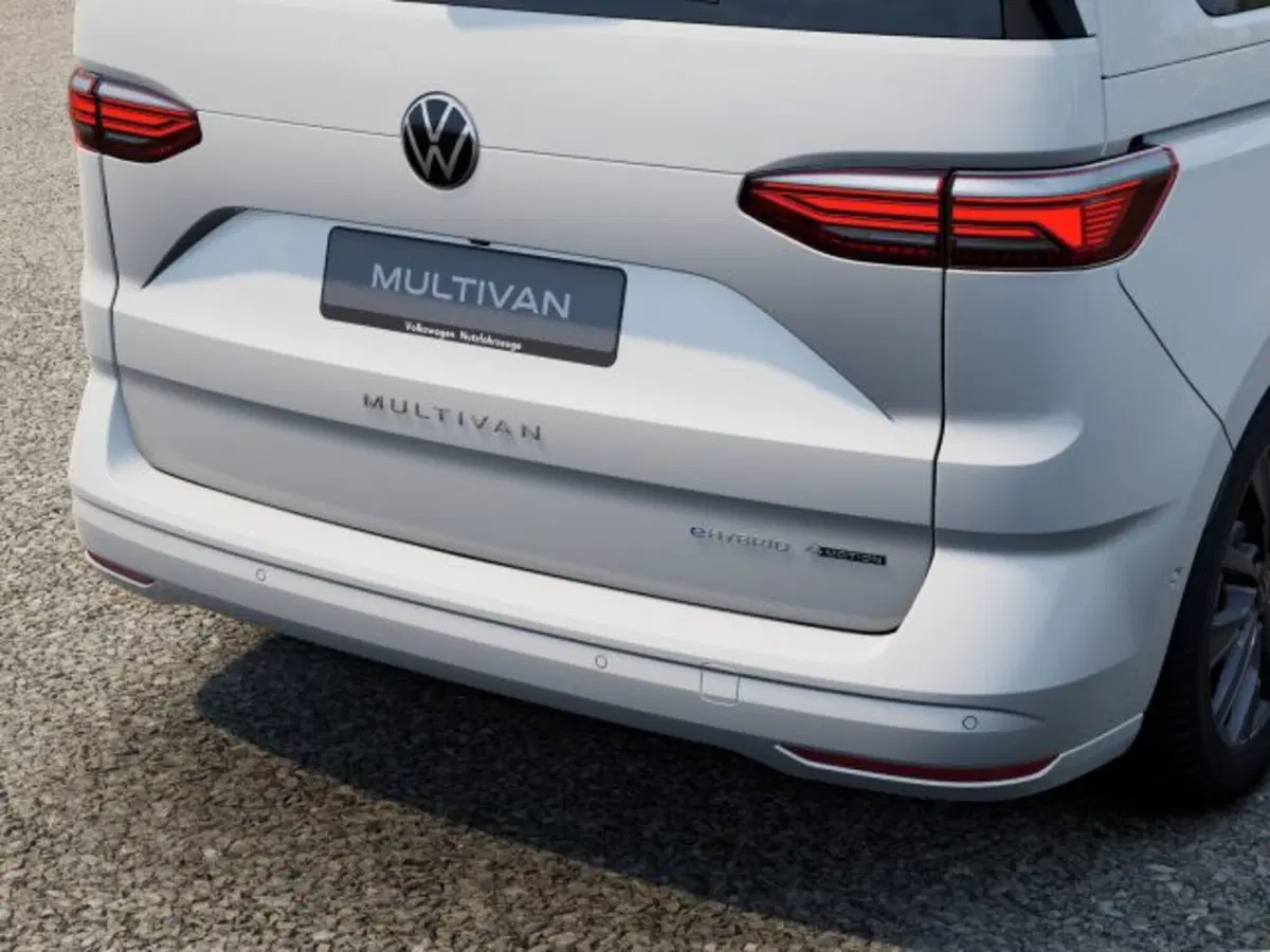 Volkswagen Multivan nuova a Vicenza (14)
